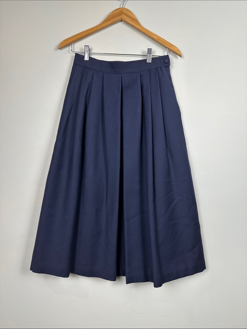 41. vintage wool navy skirt Canada Mr. JAX
